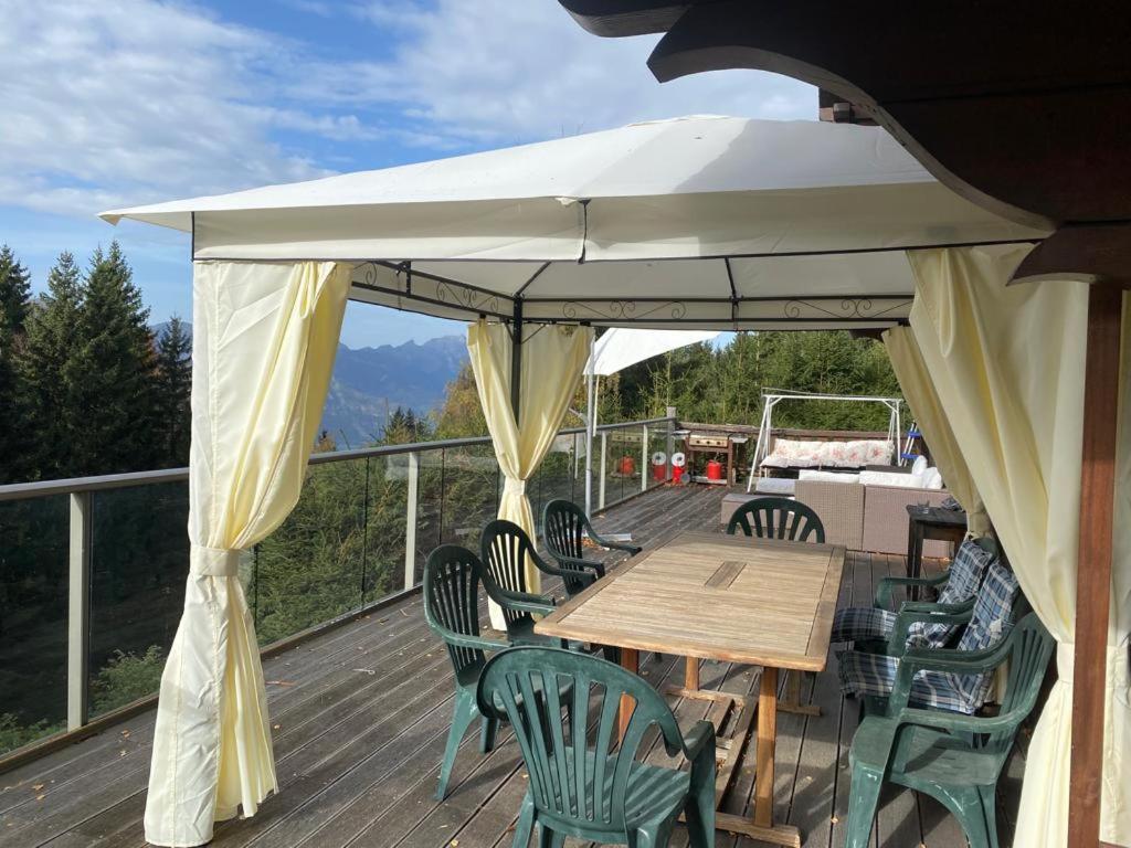 Bex Chalet Traditionnel Avec Jacuzzi Exterieur מראה חיצוני תמונה